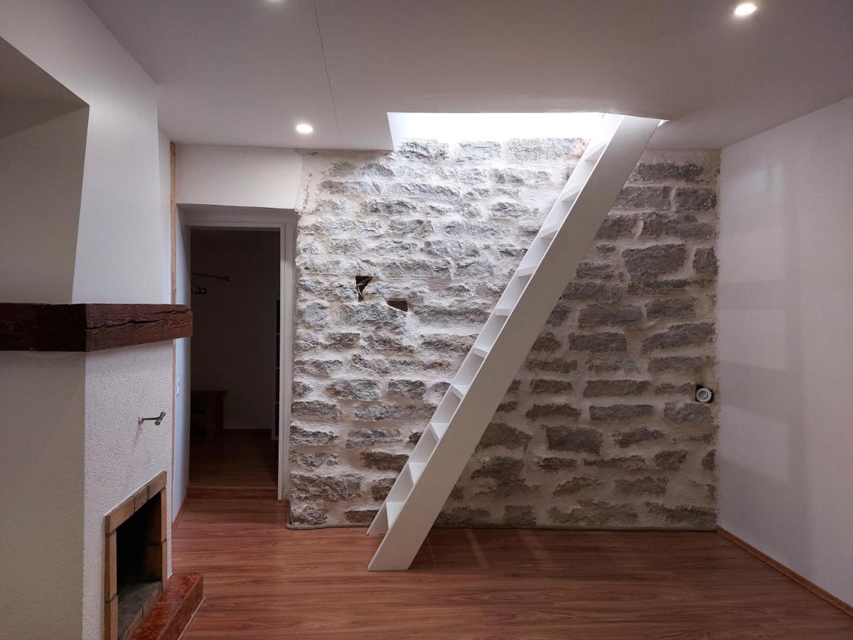 Kesklinna Peatuspaik Tallinn Dış mekan fotoğraf